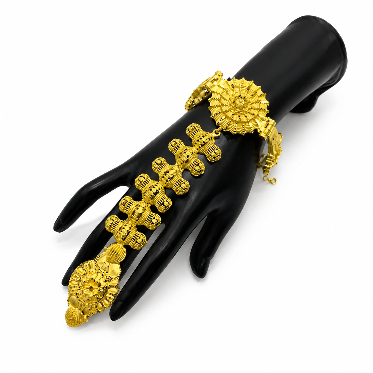 The Linguère Royale Hand Harness