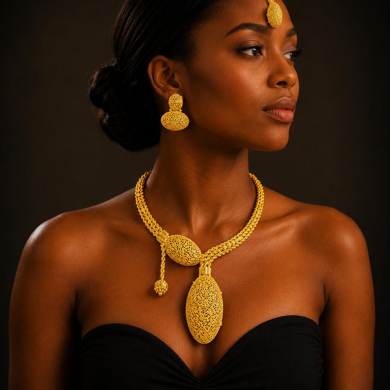 The Linguère Filigree Pendant Set